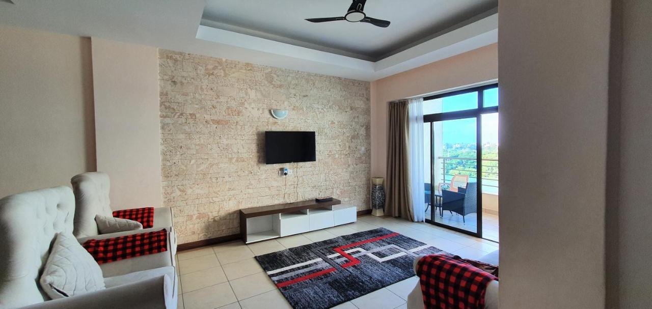 Penthouse Five - The Beautiful 3Br En-Suite Apt Mombasa Exterior photo